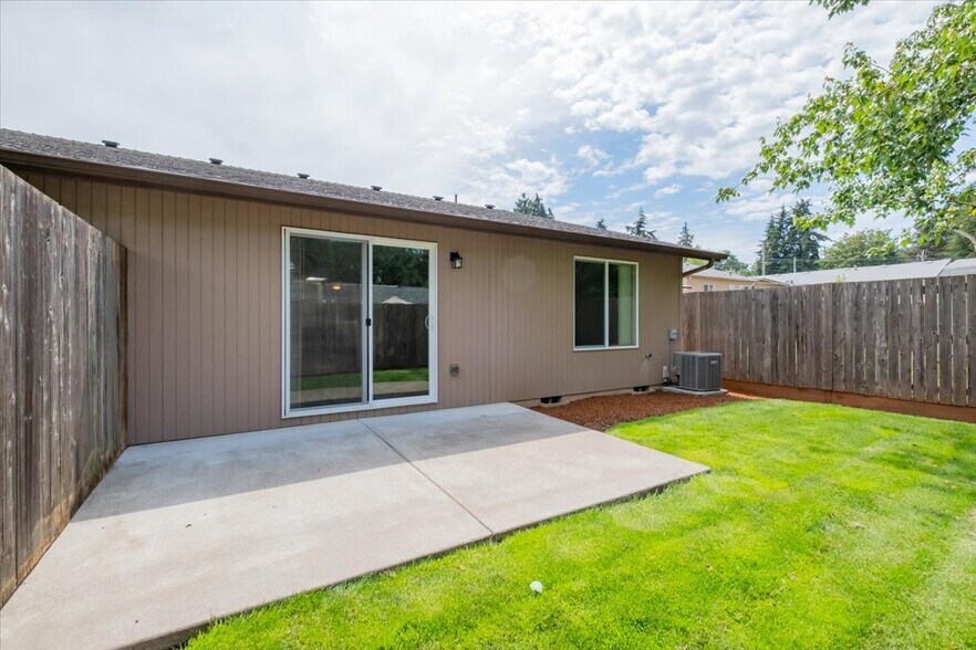 More Photos Of 355 King St S, Salem Multifamily For Sale