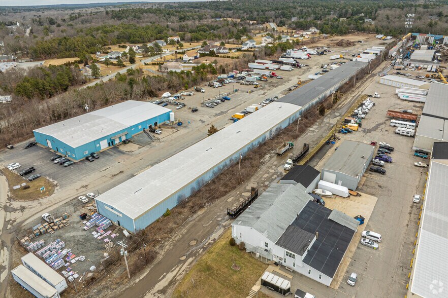 More Photos Of 13 Ridge Hill Rd, Assonet Warehouse For Lease
