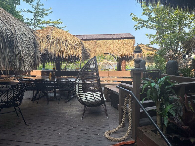 More Photos Of 1900 & 1924 Marshall St NE, Minneapolis Restaurant For Lease