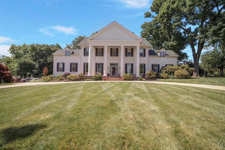 More Photos Of 1902 Jefferson Pike, Brunswick Lodge Meeting Hall For Lease