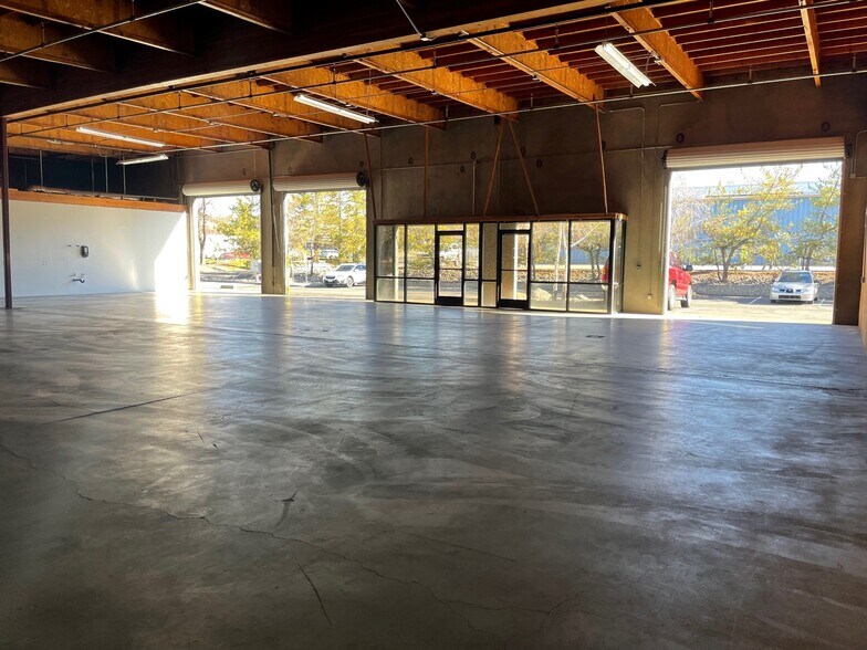 More Photos Of 6100 Enterprise Dr, Diamond Springs Light Distribution For Lease
