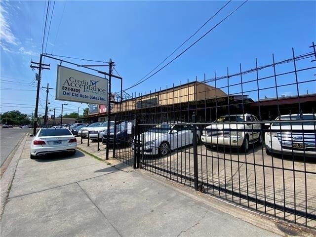 More Photos Of 718 N Broad St, New Orleans Auto Dealership For Sale