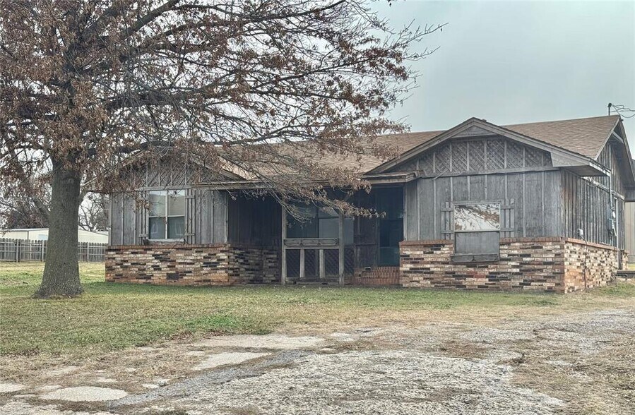 Primary Photo Of 315 W Almar Dr, Chickasha Land For Sale