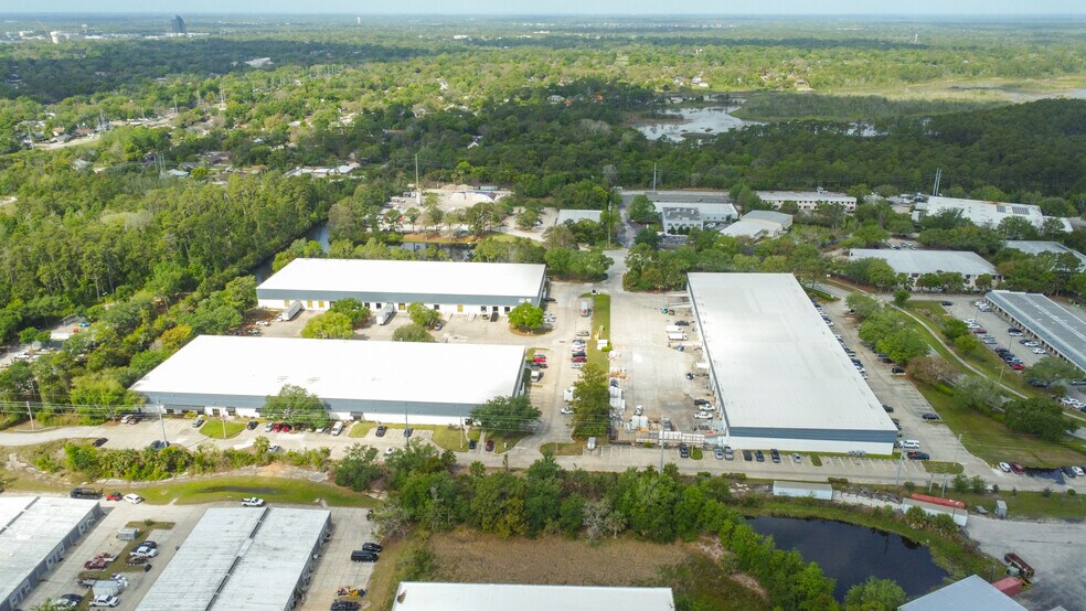 More Photos Of 975 Florida Central Pky, Longwood Unknown For Lease