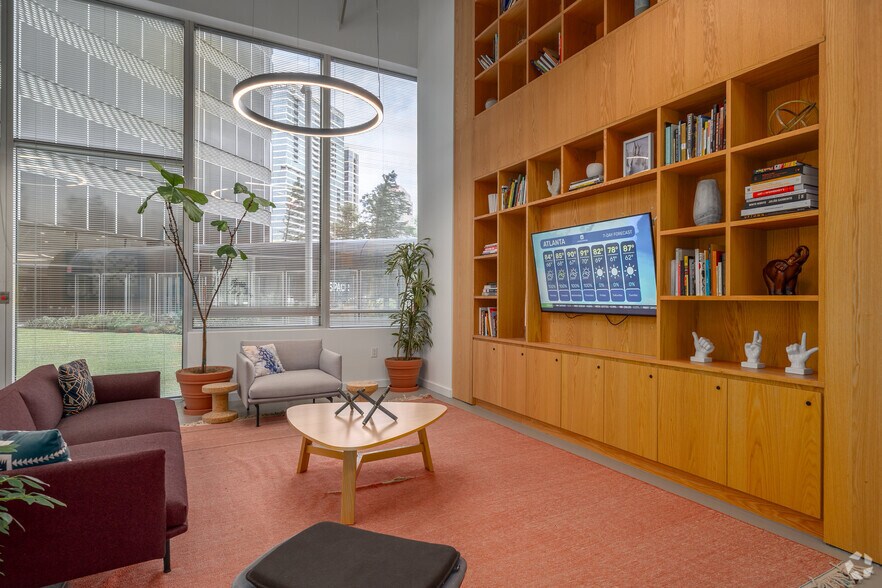 More Photos Of 1980 Post Oak Blvd, Houston Coworking Space