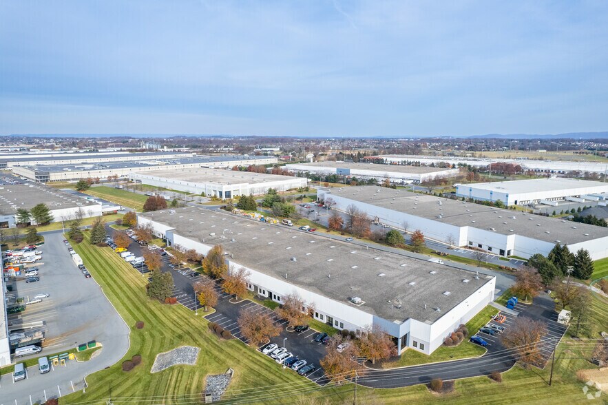 More Photos Of 7566 Morris Ct, Allentown Distribution For Lease