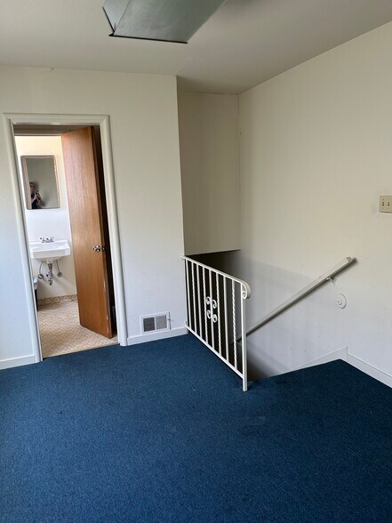 More Photos Of 3801-3805 Broadway, Oakland Office For Lease