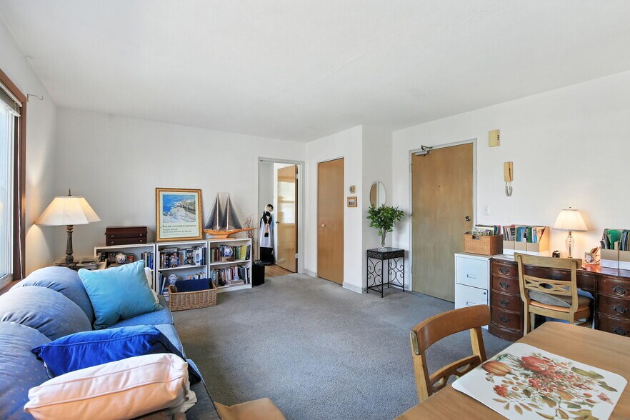 More Photos Of 2236 Pinehurst Ave, Saint Paul Apartments For Sale