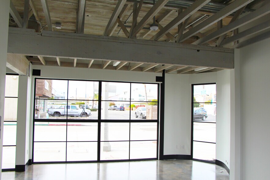 More Photos Of 2828-2834 Newport Blvd, Newport Beach Storefront Retail Office For Lease