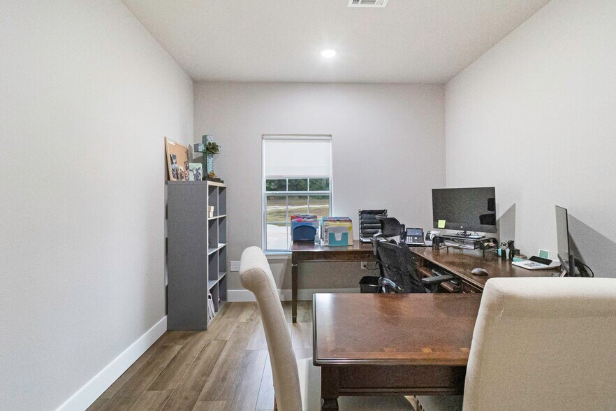 More Photos Of 7899 US Highway 190 W, Livingston Office Residential For Sale