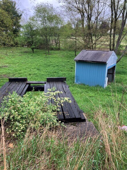 More Photos Of 119 Reed Rd, Fenelton Flex For Sale