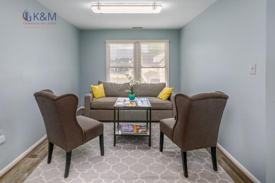 More Photos Of 10520 Warwick Ave, Fairfax Medical For Sale