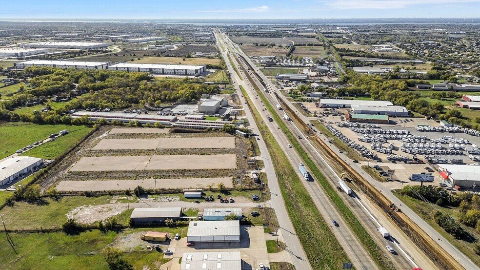 More Photos Of 4250 I-30 E, Rockwall Showroom For Sale