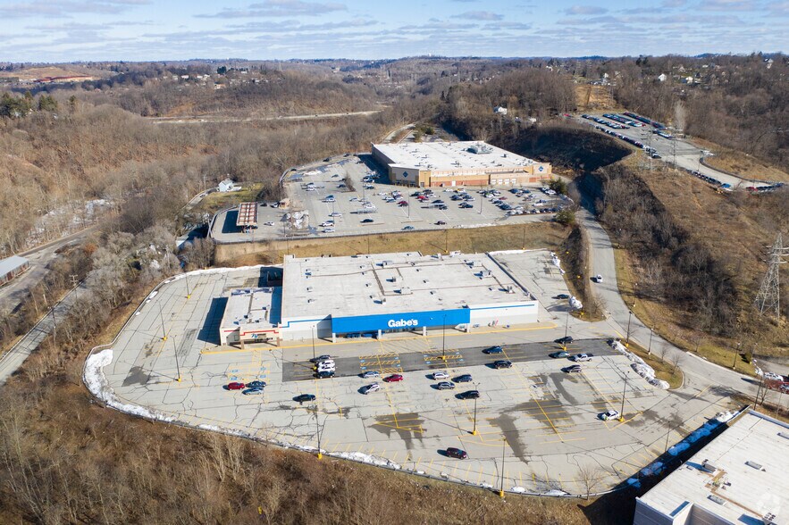 More Photos Of 3625 William Penn Hwy, Monroeville Freestanding For Lease