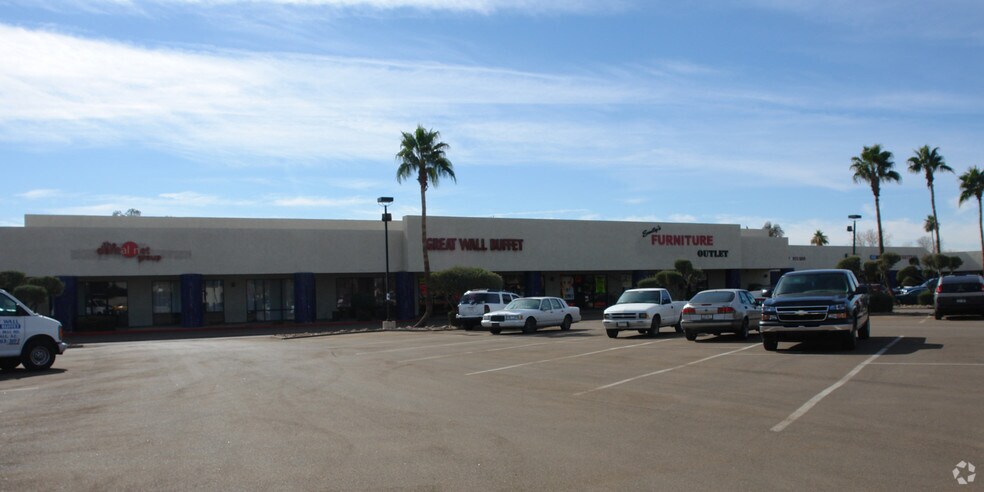 More Photos Of 5905-5951 W Bell Rd, Glendale Unknown For Lease