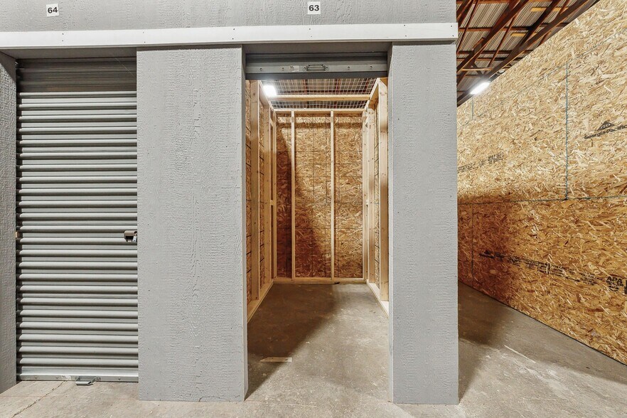 More Photos Of 14 North St, Oneonta Self Storage For Sale