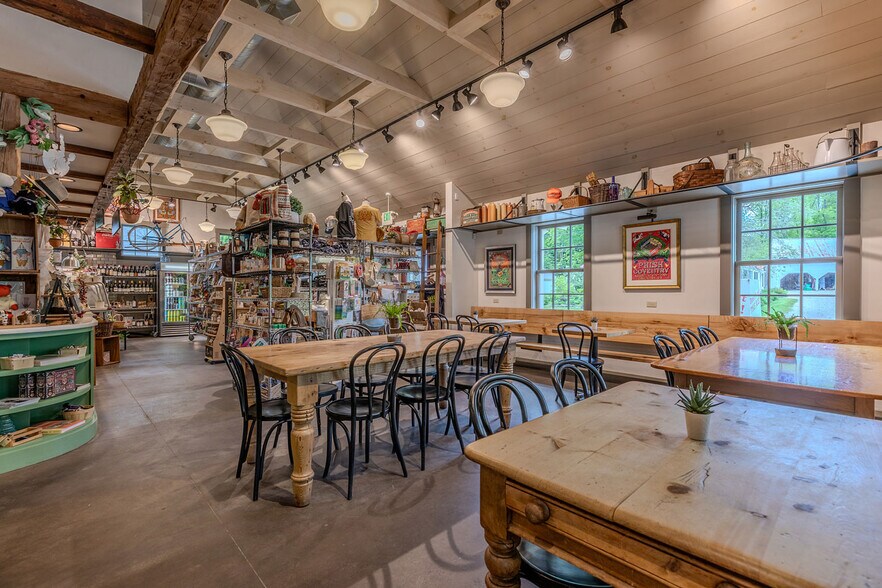 More Photos Of 305 Main St, Peru Restaurant For Sale