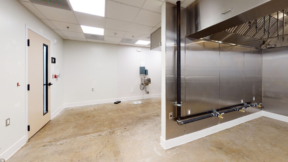 More Photos Of 1900 E 5th St, Tempe Freestanding For Lease