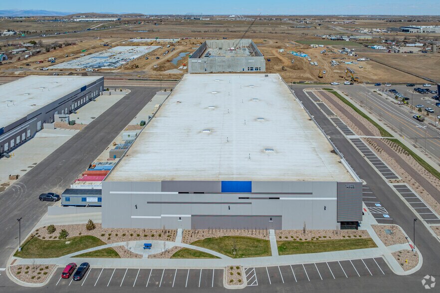 More Photos Of 14831 Washington St, Thornton Unknown For Lease