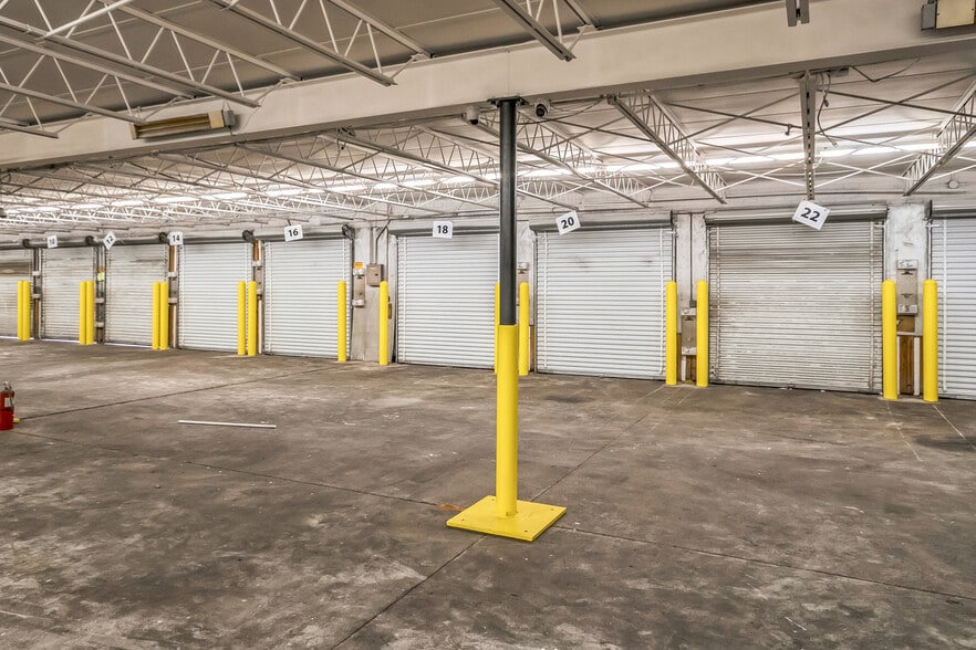 More Photos Of 1333 N Market St, Shreveport Truck Terminal For Lease