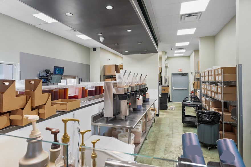 More Photos Of 2320 NE Capital Cir, Tallahassee Restaurant For Lease