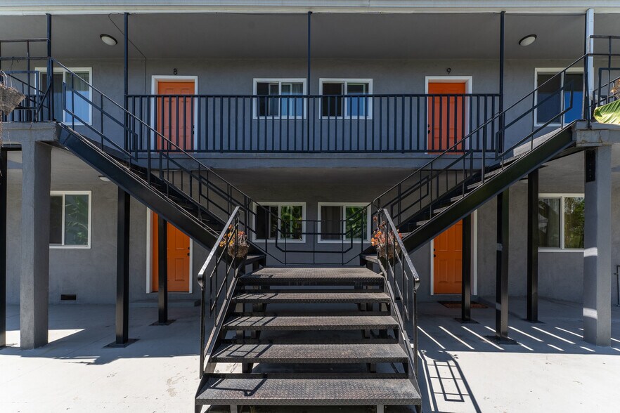 More Photos Of 4309 W Adams Blvd, Los Angeles Apartments For Sale