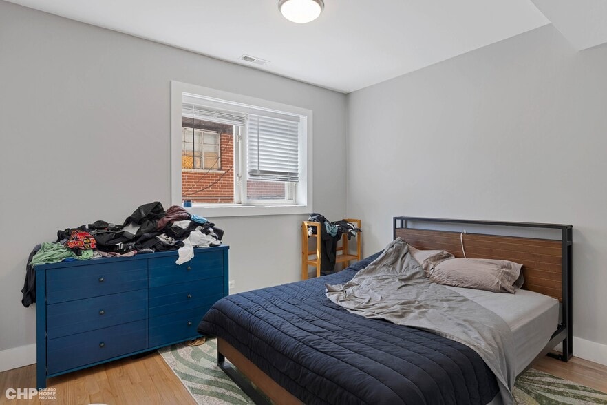 More Photos Of 7226 N Rogers Ave, Chicago Apartments For Sale