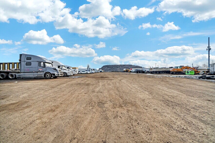 More Photos Of 6257 34 St, Edmonton Truck Terminal For Sale