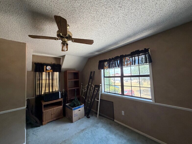 More Photos Of 19780 Interstate 20 N Access Rd, Wills Point Flex For Sale
