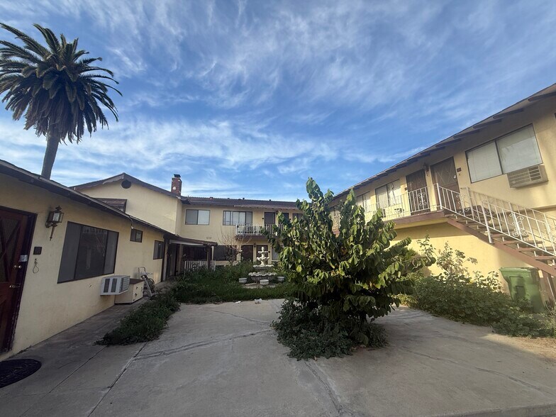 More Photos Of 904 N 1st St, Alhambra Apartments For Sale