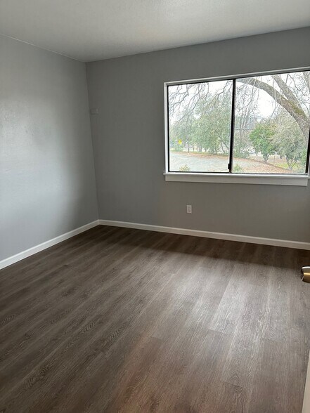 More Photos Of 200 Pine St, Auburn Apartments For Sale