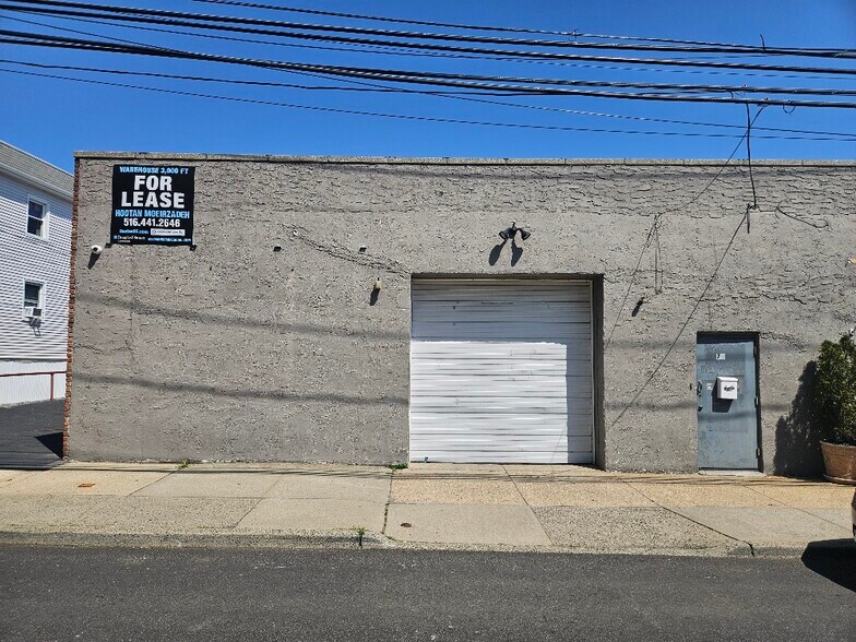 Primary Photo Of 7 Florence St, Floral Park Warehouse For Lease