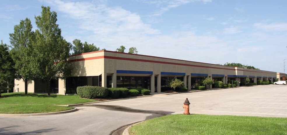 More Photos Of 9668-9680 Marion Rdg, Kansas City Light Manufacturing For Lease