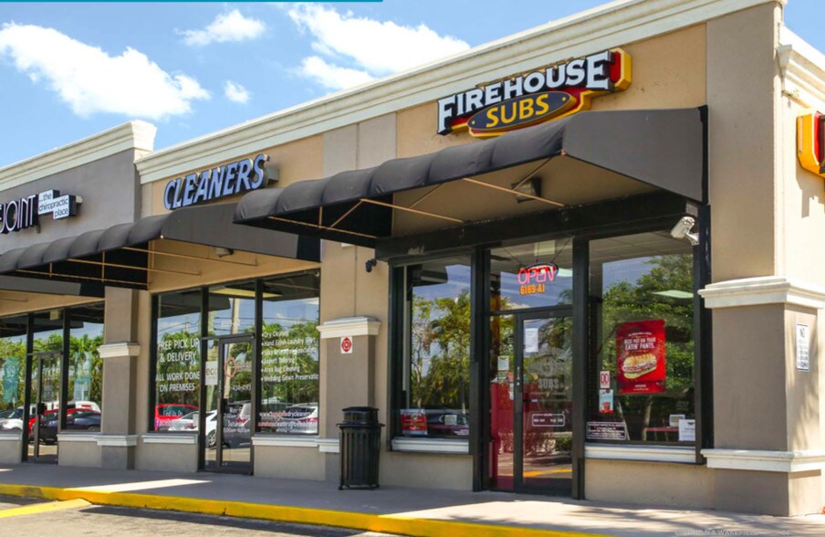 More Photos Of 6169-6185 Jog Rd, Lake Worth Unknown For Lease