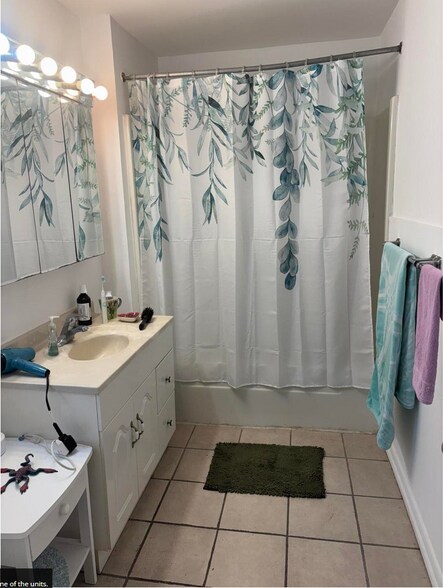 More Photos Of 909 Grinnell St, Key West Apartments For Sale