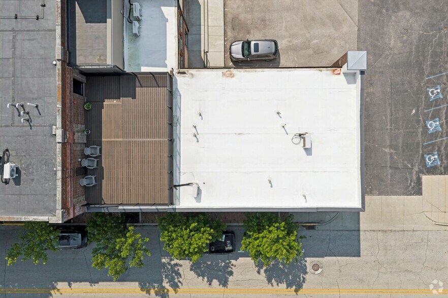 More Photos Of 300 N 5th St, Lafayette Apartments For Lease