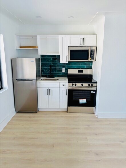 More Photos Of 600 Corey Ave, St Pete Beach Apartments For Sale