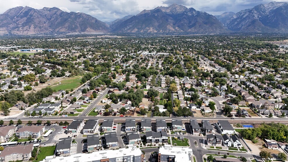 More Photos Of , Sandy Multifamily For Sale