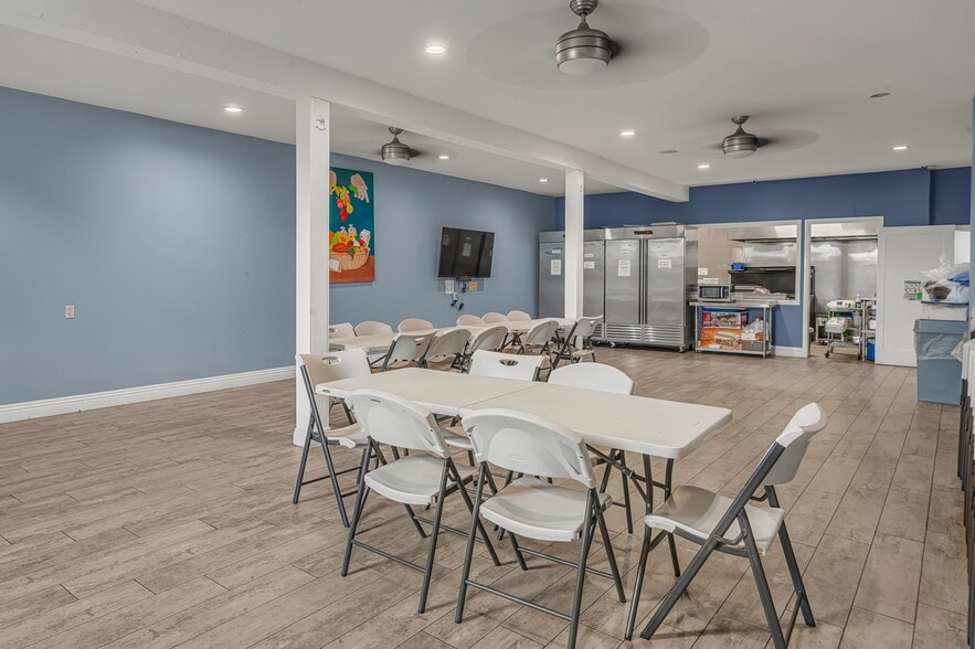 More Photos Of 1100 S Lorena St, Los Angeles Religious Facility For Sale