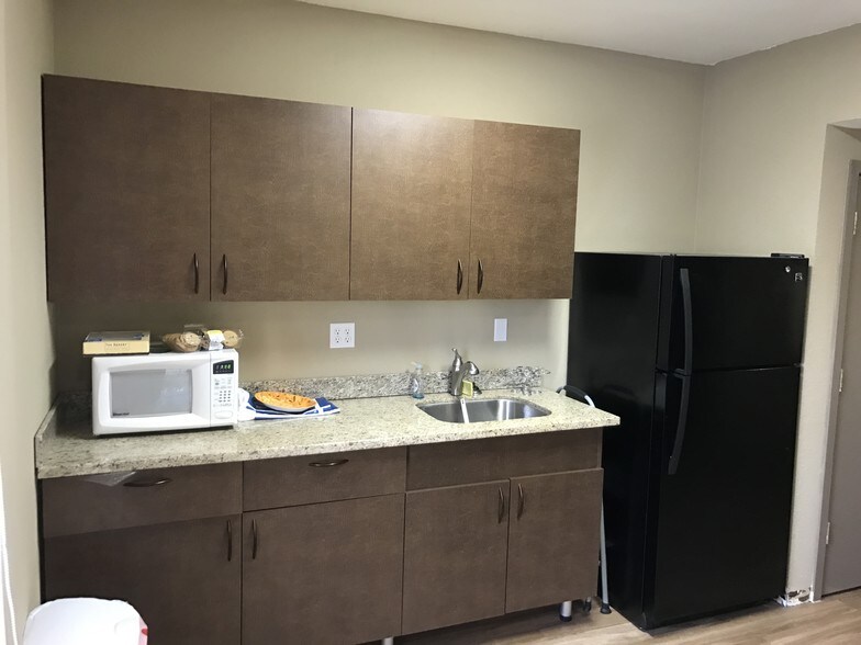 More Photos Of 1545 N Texas St, Fairfield Coworking Space