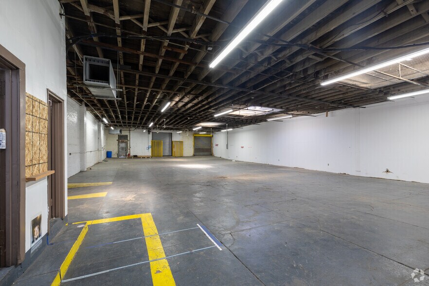 More Photos Of 1194 Randall Ave, Bronx Industrial For Lease