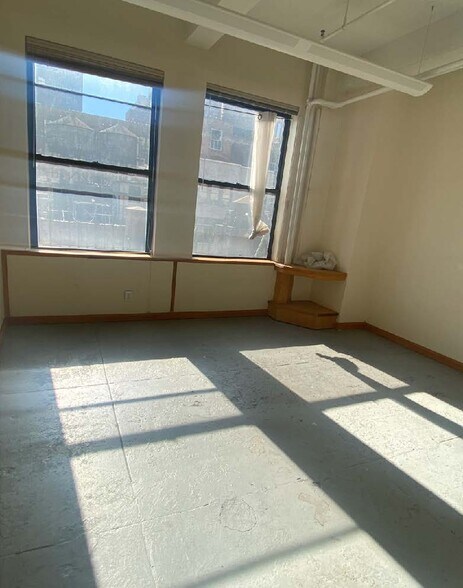 More Photos Of 257-261 W 38th St, New York Office For Lease