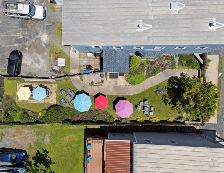 More Photos Of 454 William Ave, Davis Restaurant For Sale