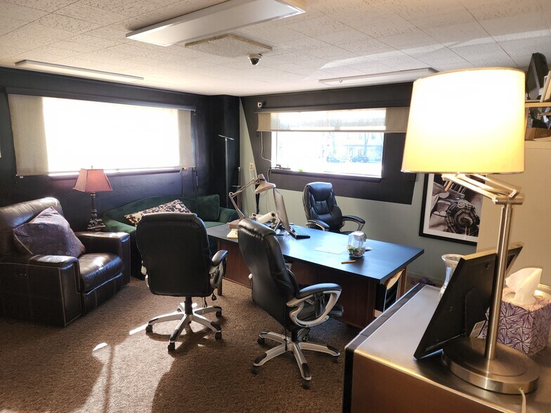 More Photos Of 517 Evans Ave, Reno Warehouse For Lease