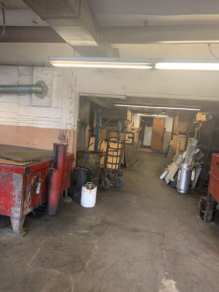 More Photos Of 411 19th St, Watervliet Auto Repair For Sale