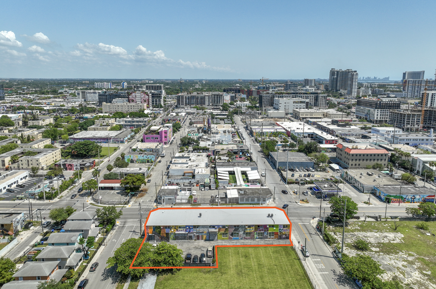 Primary Photo Of 164 NW 20th St, Miami Research And Development For Lease