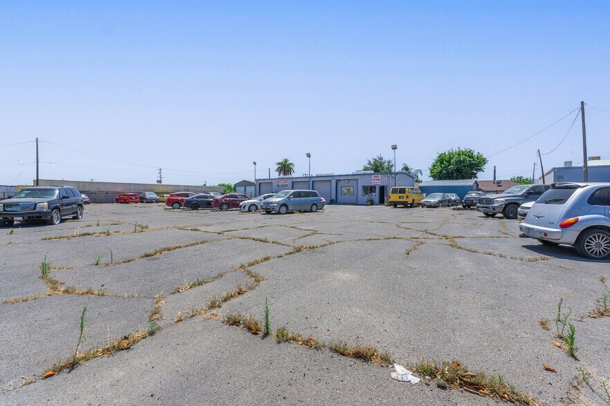 More Photos Of 1450 W Main St, Merced Auto Repair For Sale