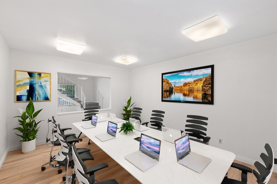 More Photos Of 719 N Sunset Ave, West Covina Office For Lease