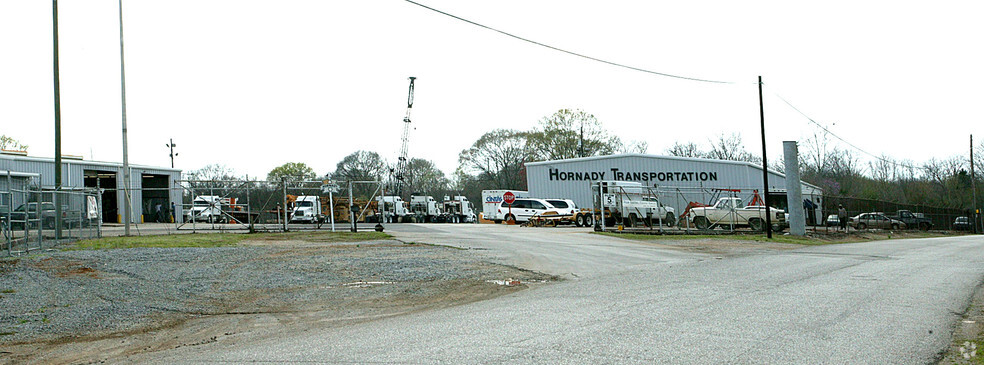 Primary Photo Of 301 Fleming Rd, Birmingham Truck Terminal For Sale