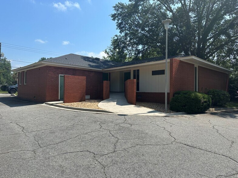 More Photos Of 115 W Park Ave, Valdosta Specialty For Sale